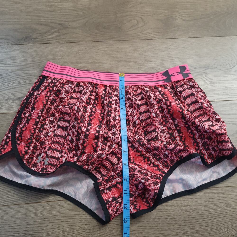 Under Armour Shorts Women Small Pink Black Athletic Athleisure Moisture Wicking - Picture 5 of 7